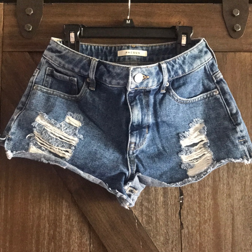 PacSun High Rise Festival Jean shorts size 25